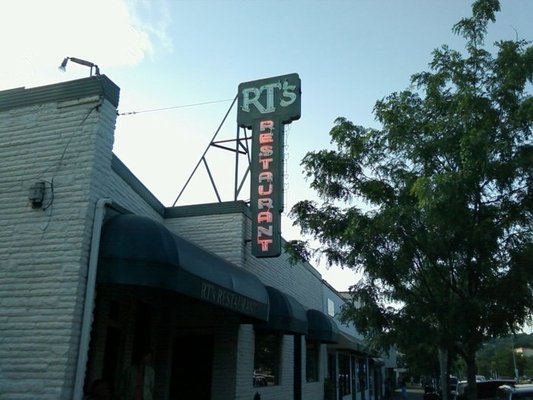 RT's Restaurant 