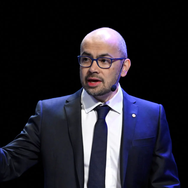 Demis Hassabis AI artificial intelligence keynote speaker